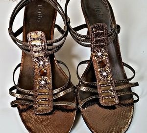 Gold Rialto Kitten Heels